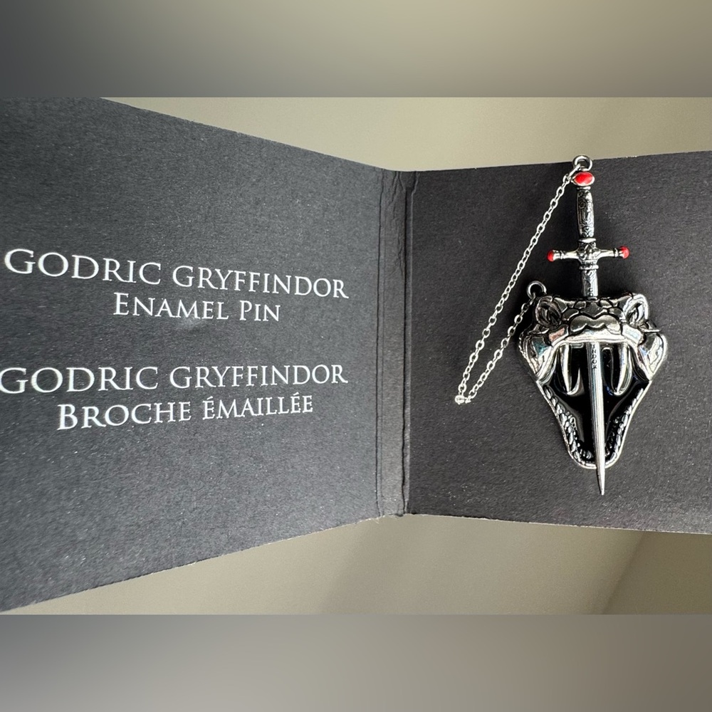 SOLD.  LOOTCRATE 2018 Godric Gryffindor Enamel Pin Collectible